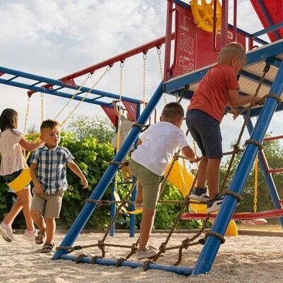 Lifetime Big Stuff Deluxe Swing Set