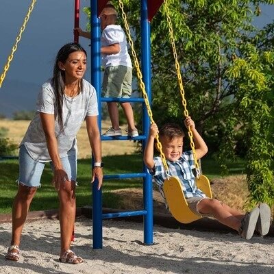 Lifetime Big Stuff Deluxe Swing Set